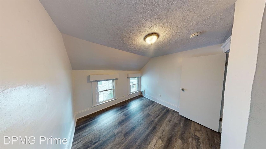 920 W Lapeer - Photo 12