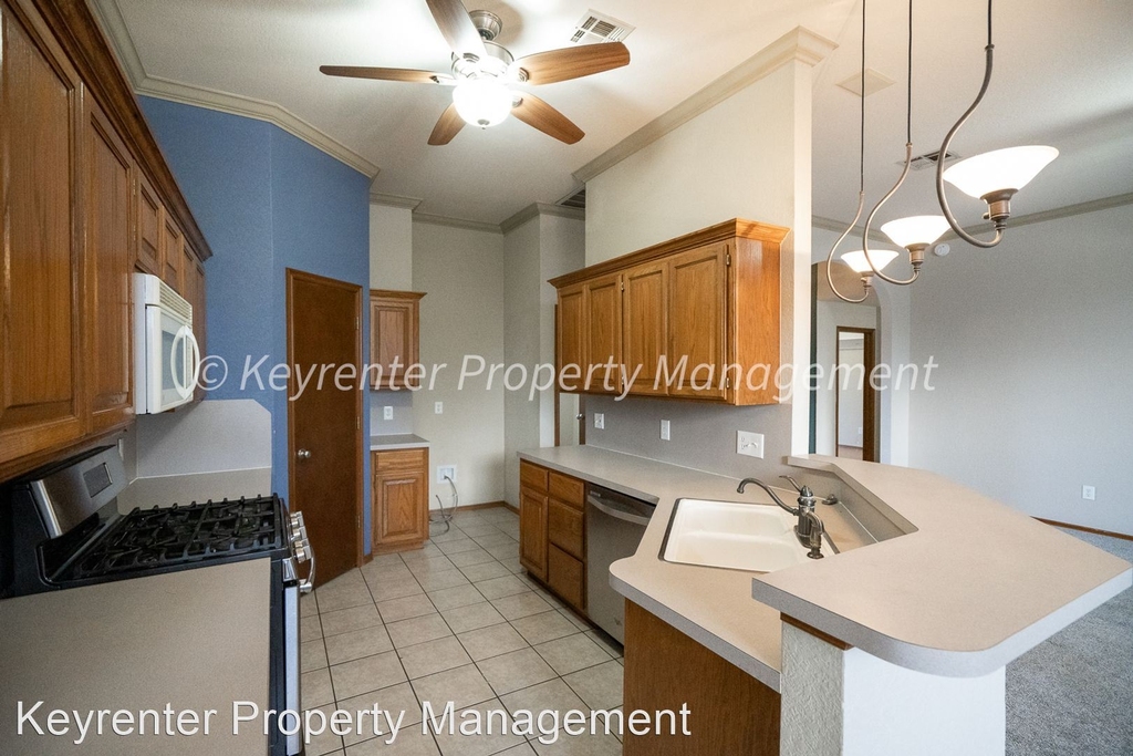 16209 Sugar Loaf Dr - Photo 3