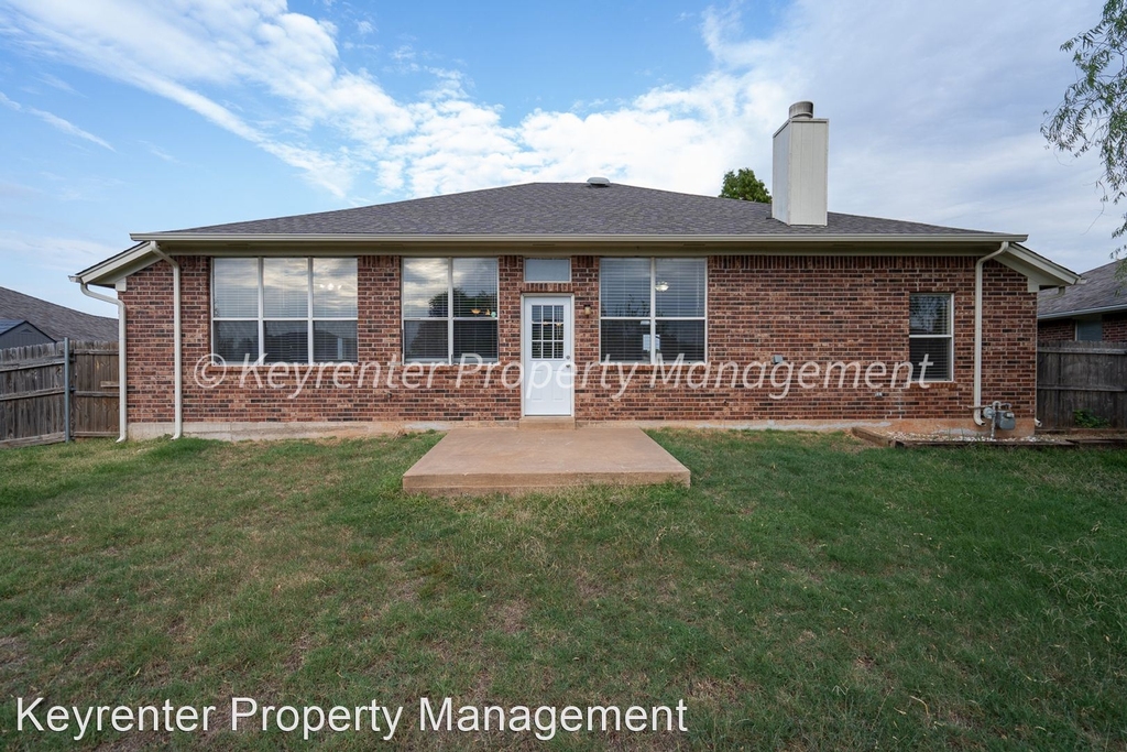 16209 Sugar Loaf Dr - Photo 12