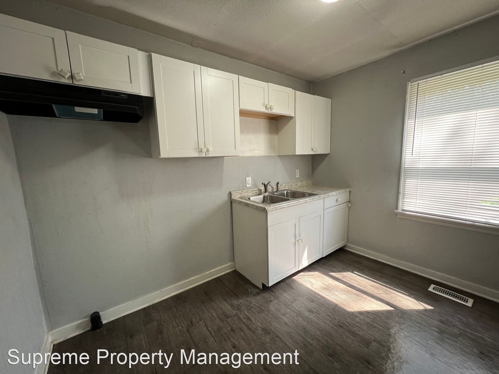 1135 Sharon Avenue - Photo 13