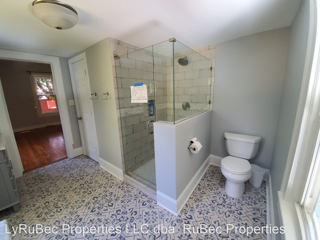 609 Charles Ave - Photo 12