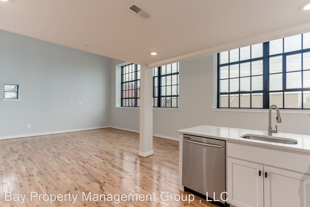 3801 Fleet St - Photo 10