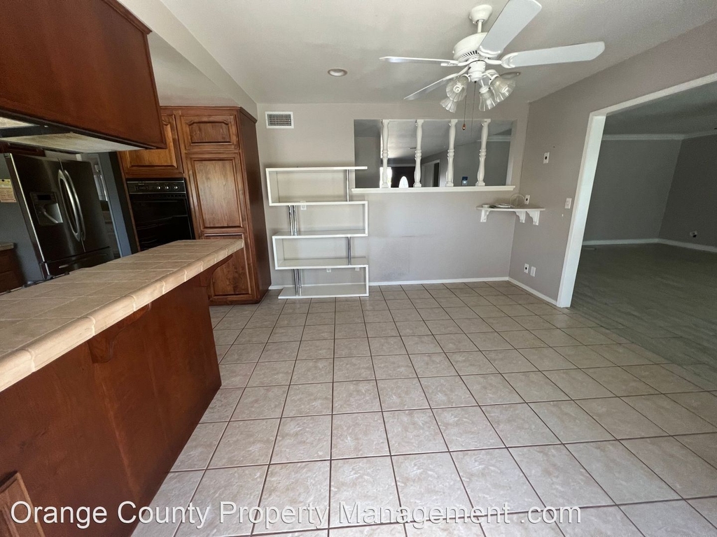 18139 Palmetto Circle - Photo 2