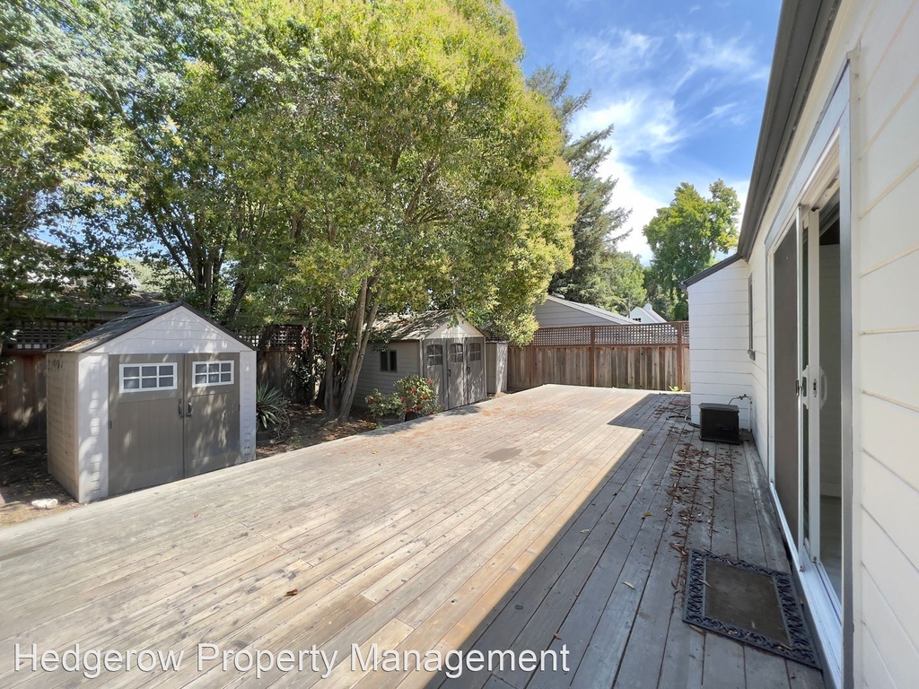 1412 Cedar Avenue - Photo 15