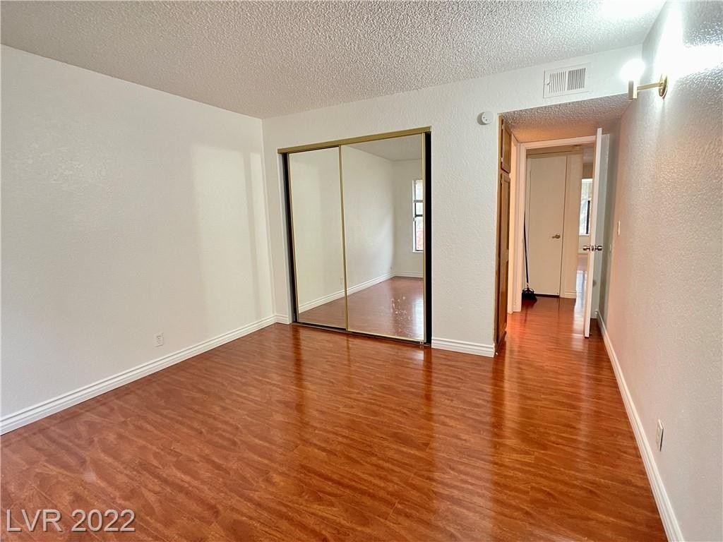 2205 Sun Avenue - Photo 12