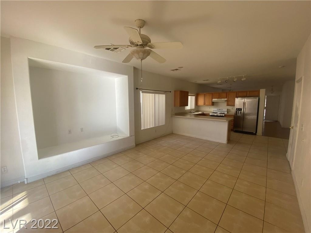 3713 Lilly Star Court - Photo 3