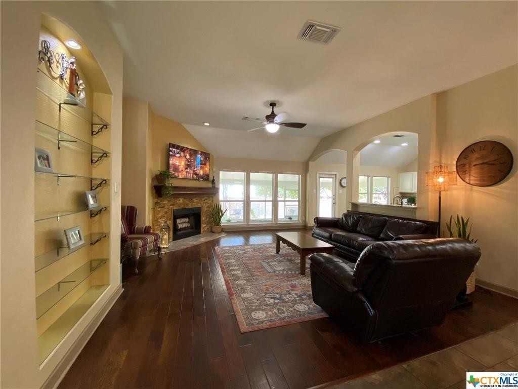 1604 Canyon Oak - Photo 8