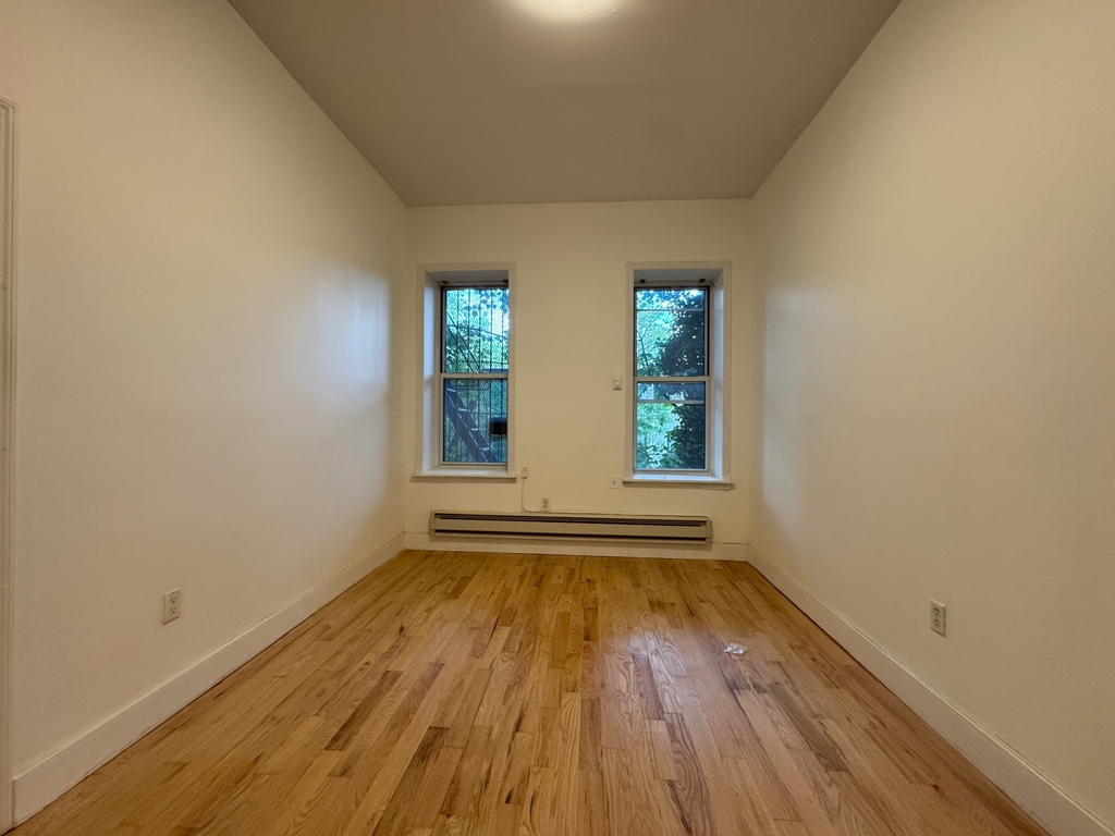 828 Halsey Street - Photo 1