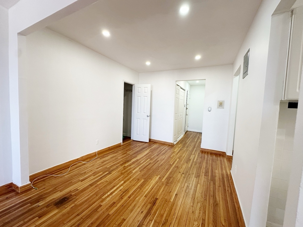 150 West End Avenue - Photo 6