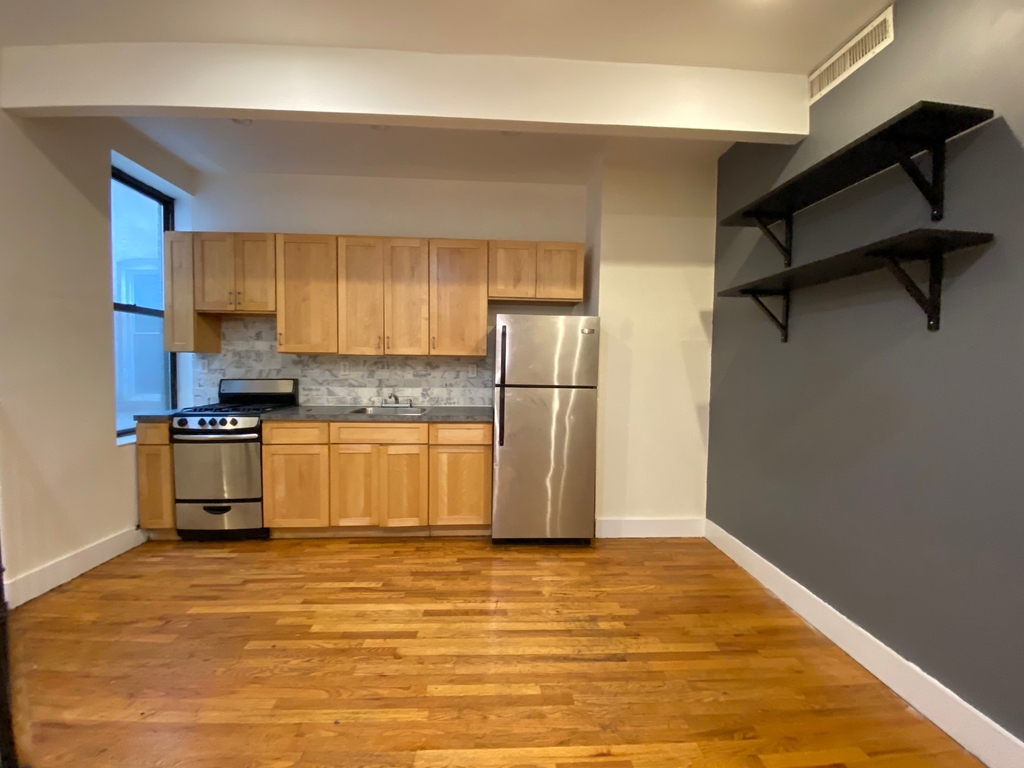 662 Park Place - Photo 3