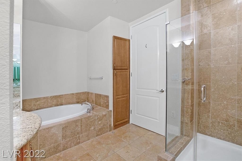 2220 Village Walk Drive - Photo 15