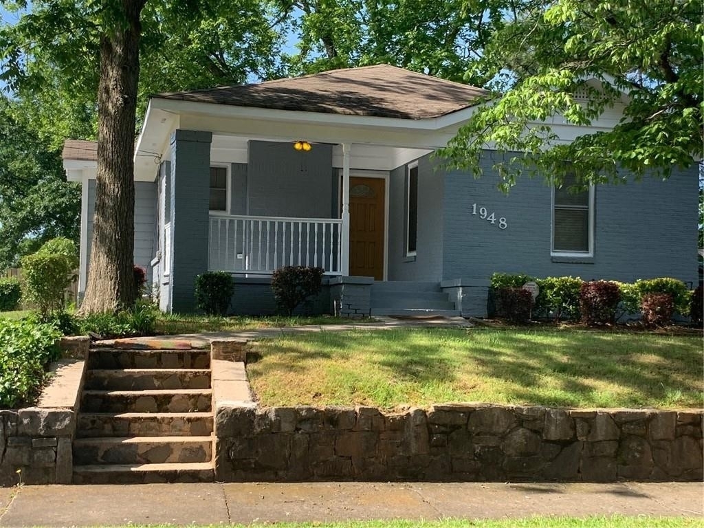 1948 John Calvin Avenue - Photo 1