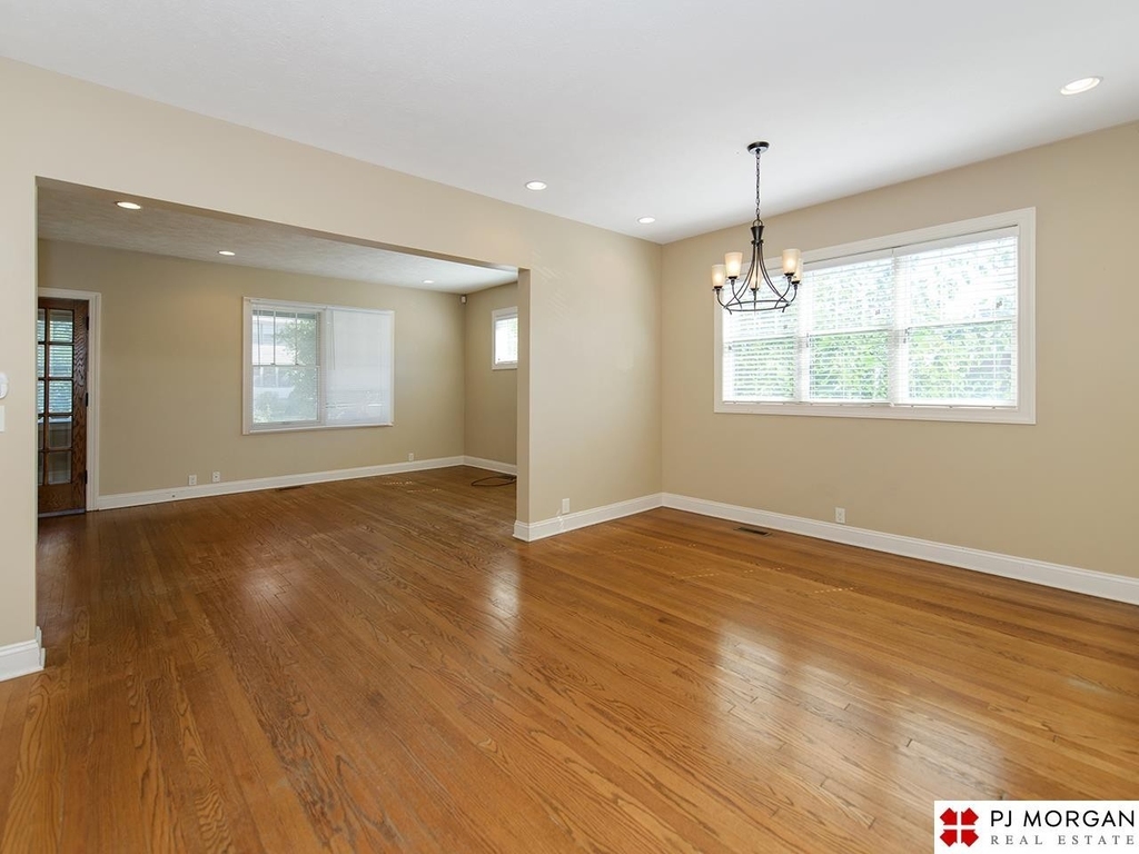 3601 Davenport Street - Photo 4