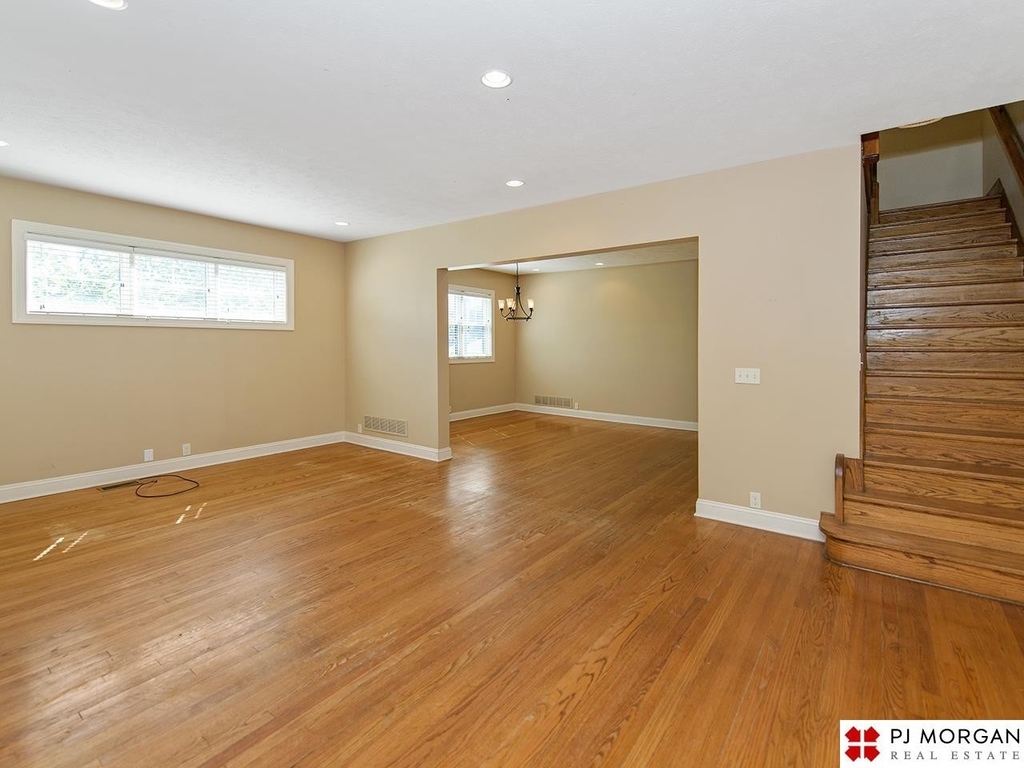 3601 Davenport Street - Photo 8