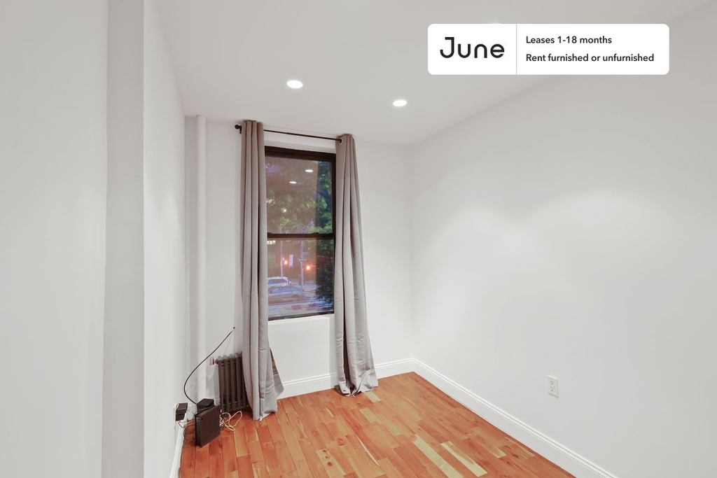 345 East 21st Street - Photo 7