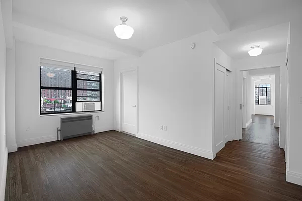 433 West 21st Street - Photo 6