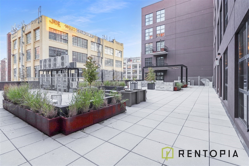 187 Kent Avenue - Photo 9