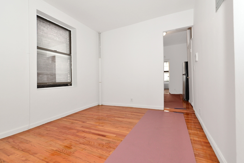 122 Orchard Street - Photo 1