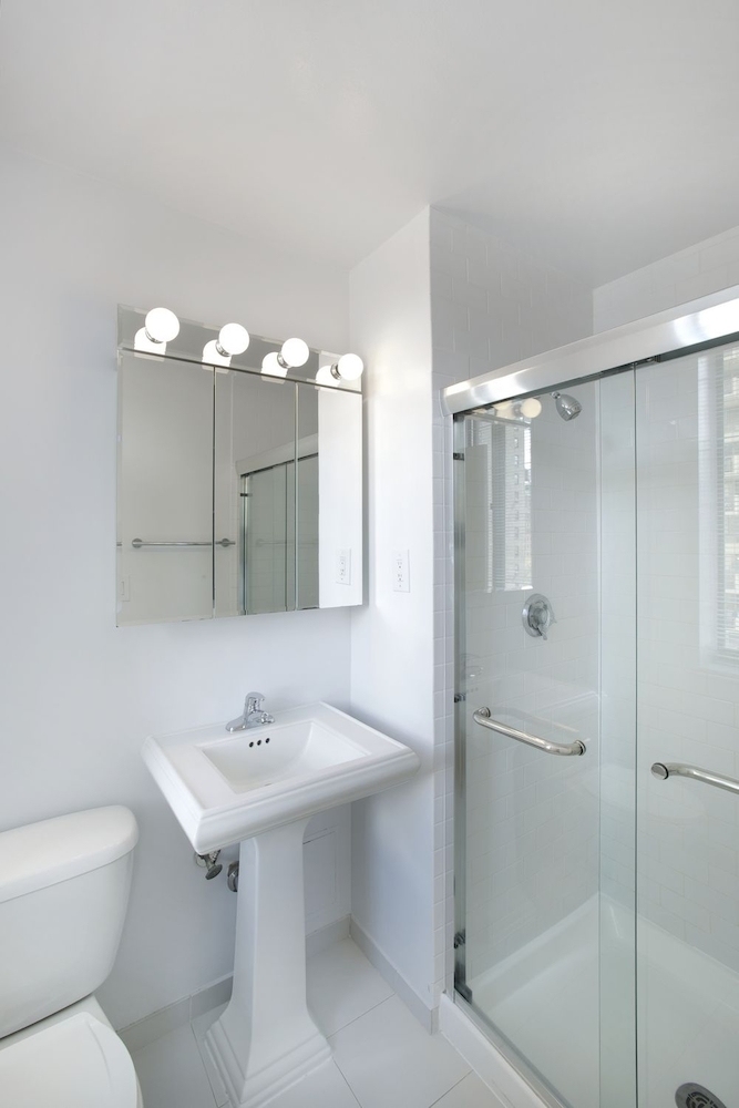 West 90th Street - Photo 6
