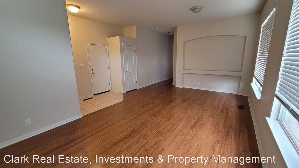 10045 Hampton Park Drive - Photo 37