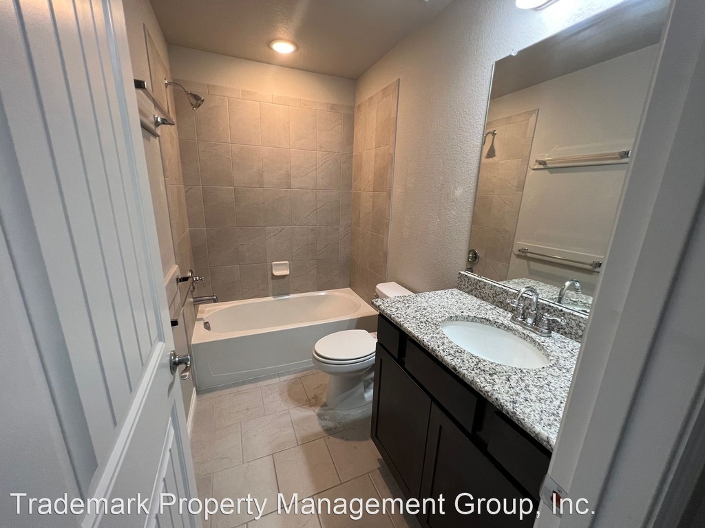 2409 Precipice Drive Unit 1 - Photo 11