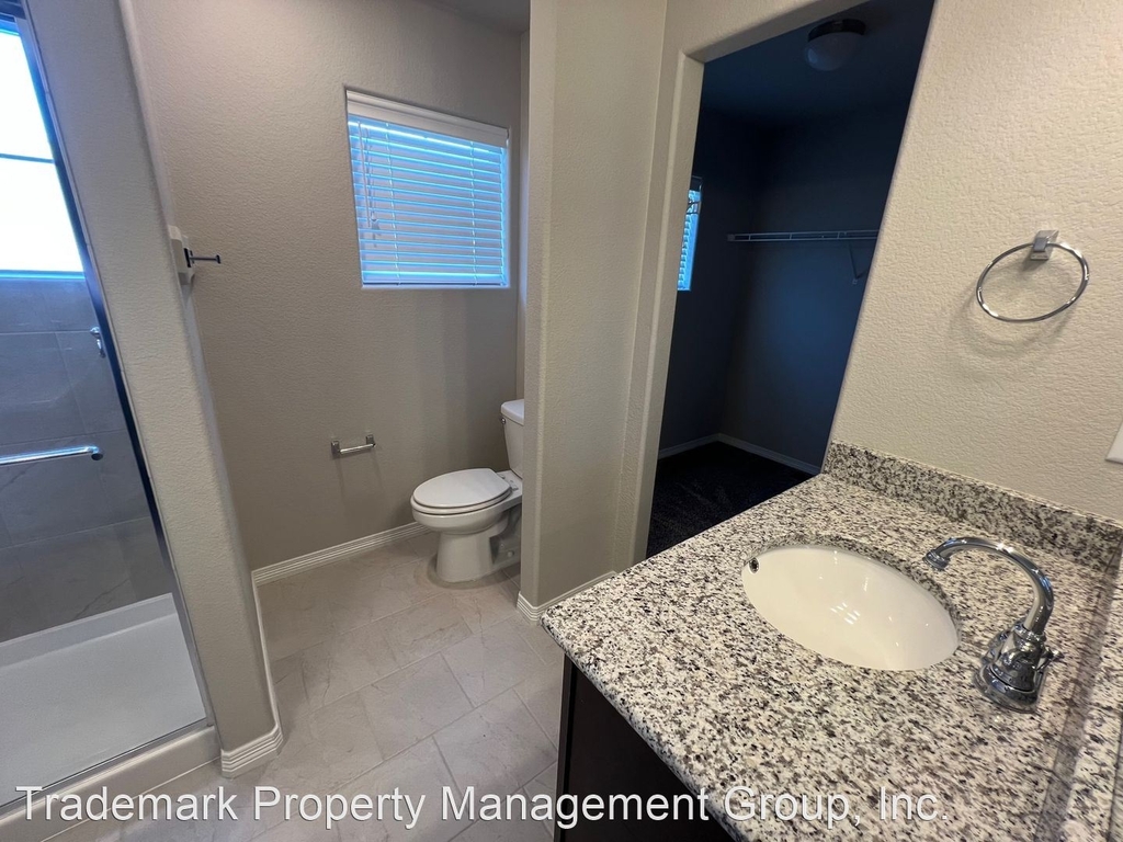 2409 Precipice Drive Unit 1 - Photo 7