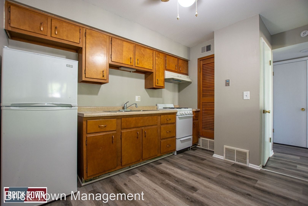 5820 Erskine Street - Photo 1