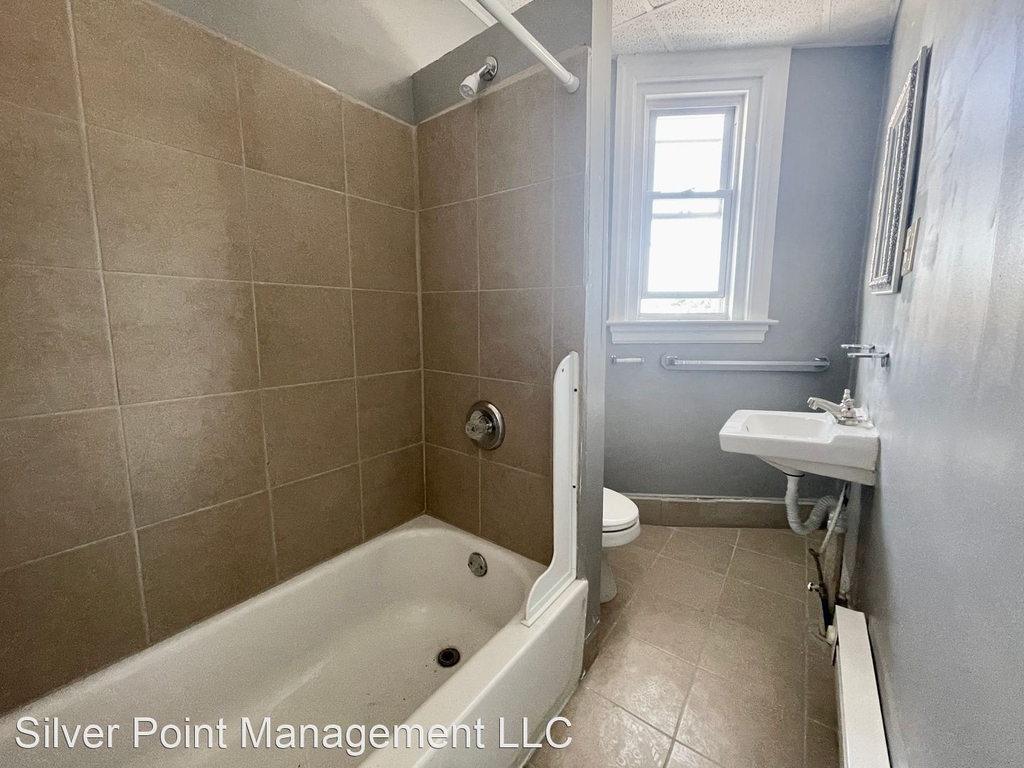 27 E 7th St - Photo 13