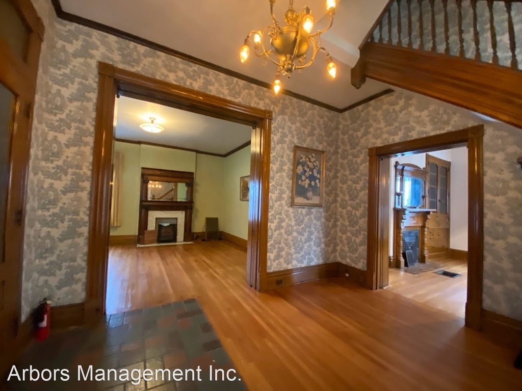 433 W. Otterman Street - Photo 5