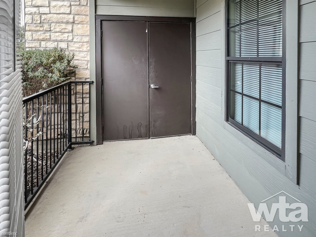 5126 N Loop 1604 E - Photo 19