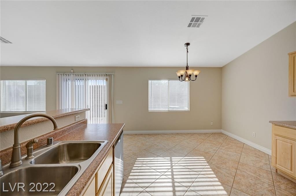 5133 Pebble Rim Street - Photo 10