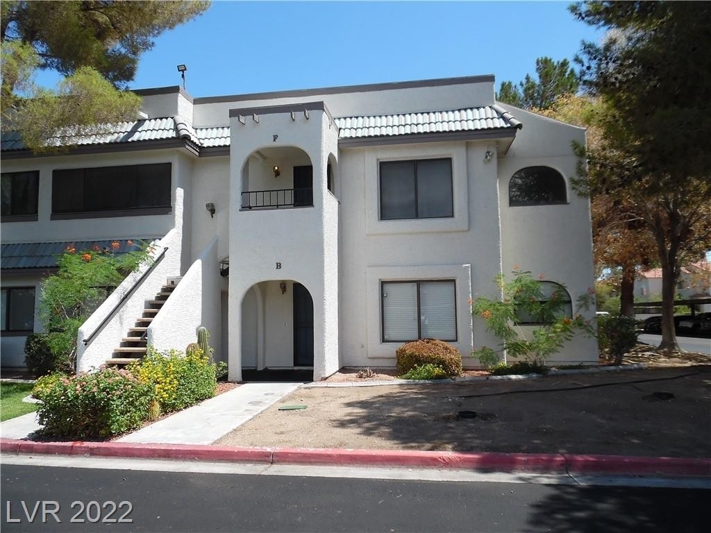 1418 Santa Margarita Street - Photo 0