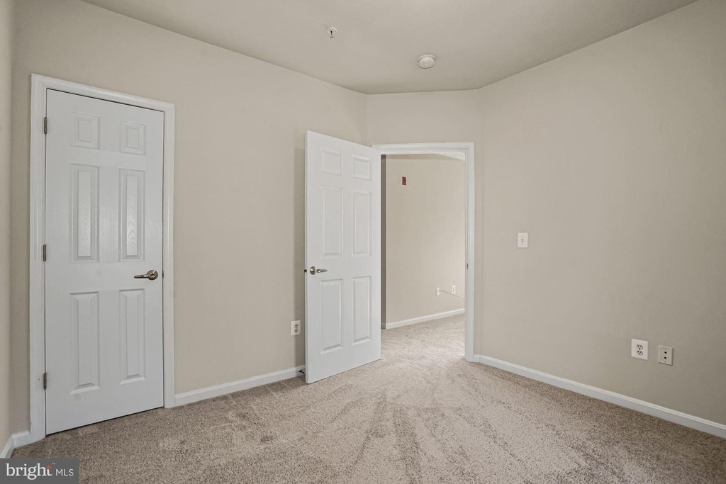 4561 Strutfield Ln #3215 - Photo 16