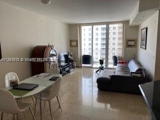 801 Brickell Key Blvd - Photo 8