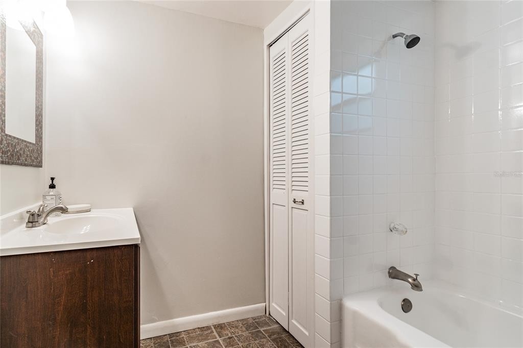 503 W Henry Avenue - Photo 14