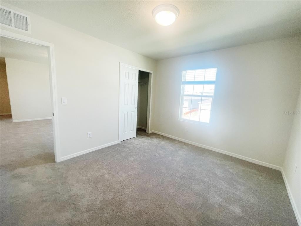 1652 Aspen Ave - Photo 4