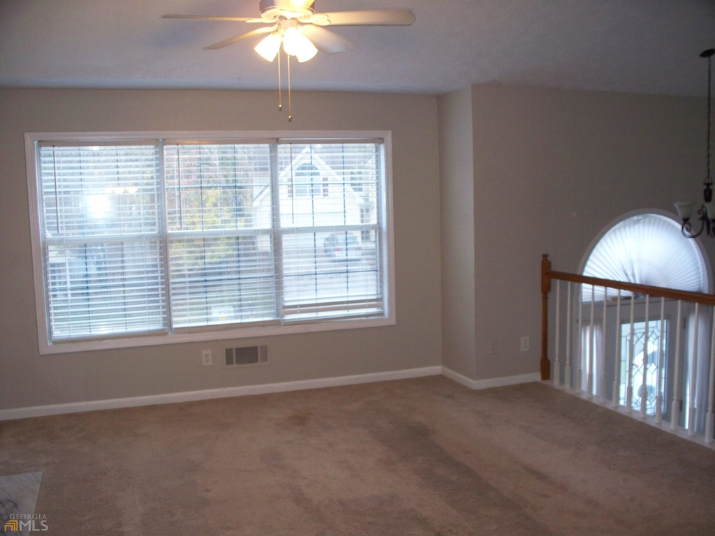 830 Longbranch Cir - Photo 3