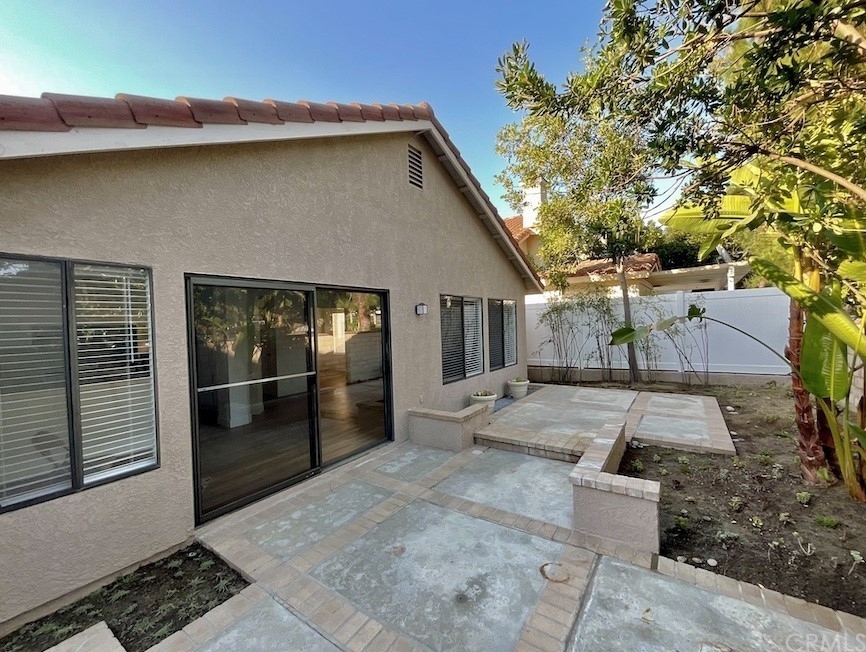 25022 Sanoria Street - Photo 19