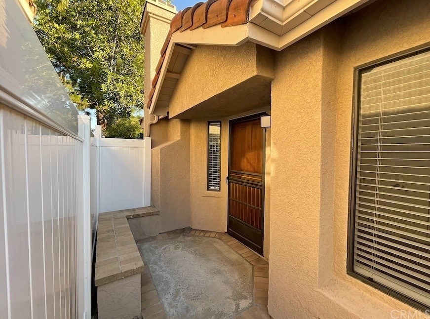 25022 Sanoria Street - Photo 2