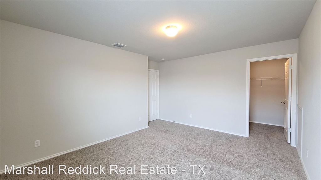 4610 Acacia Hill - Photo 21