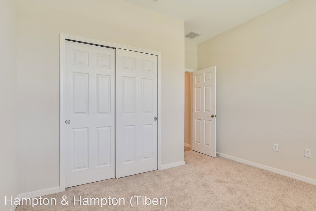 5621 Beggs Rd - Photo 14