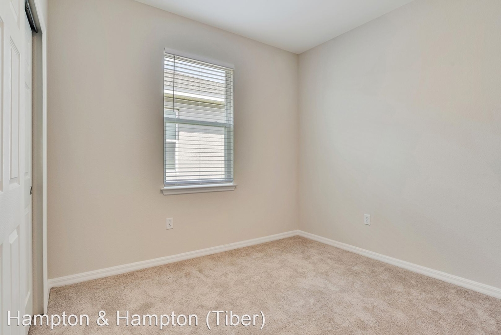 5621 Beggs Rd - Photo 15