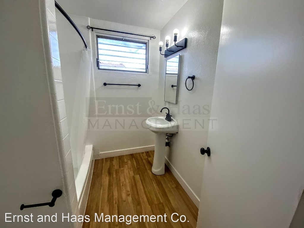 1727 Obispo Ave. - Photo 10