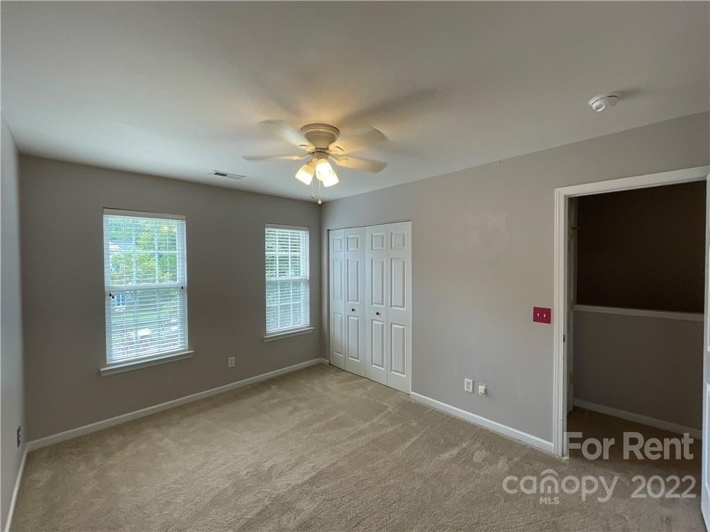 9924 Highlands Crossing Drive - Photo 11