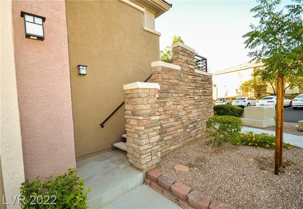 720 Peachy Canyon Circle - Photo 1