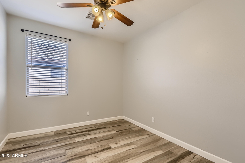 17044 W Windermere Way - Photo 12