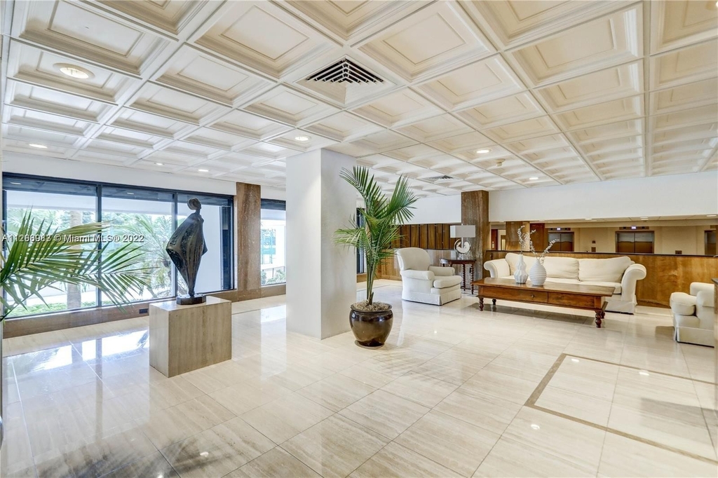 2333 Brickell Ave - Photo 8