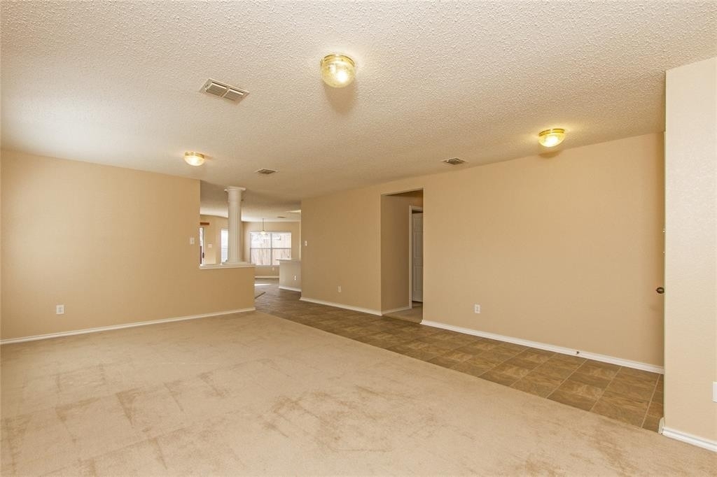 6501 Liberty Court - Photo 3