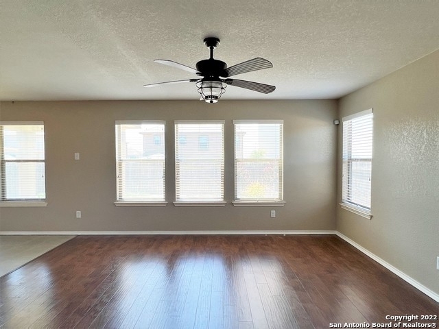 5700 Ping Way - Photo 10