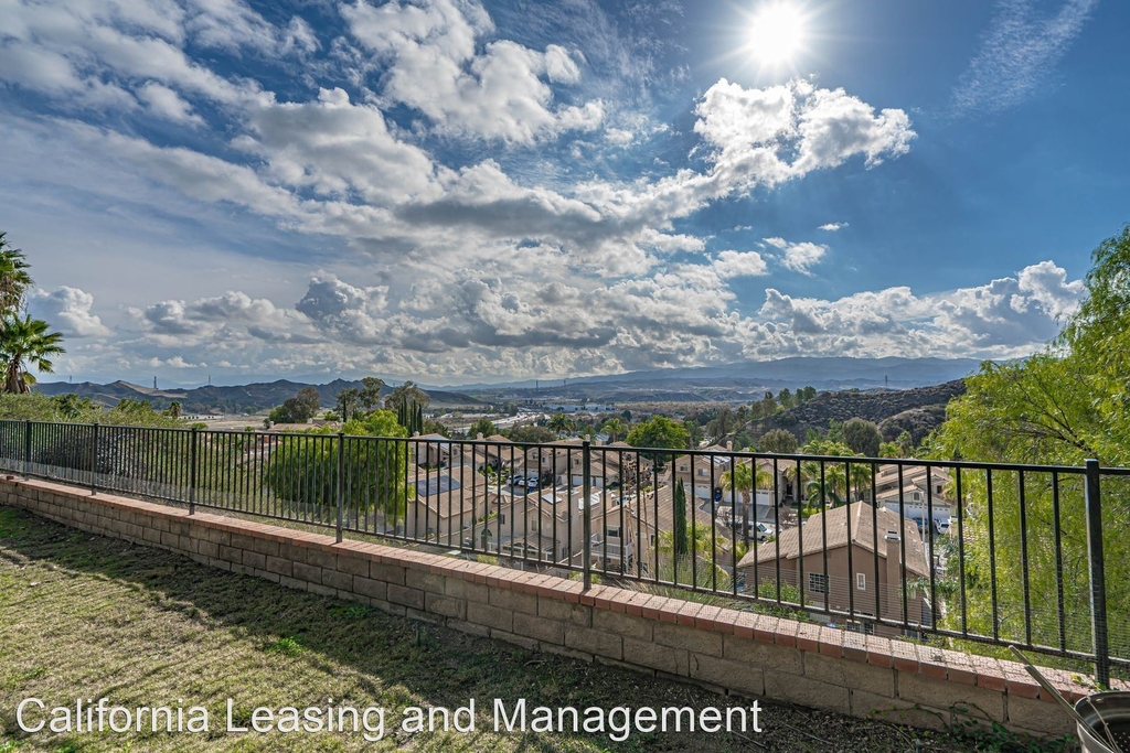 27740 Desert Place - Photo 23